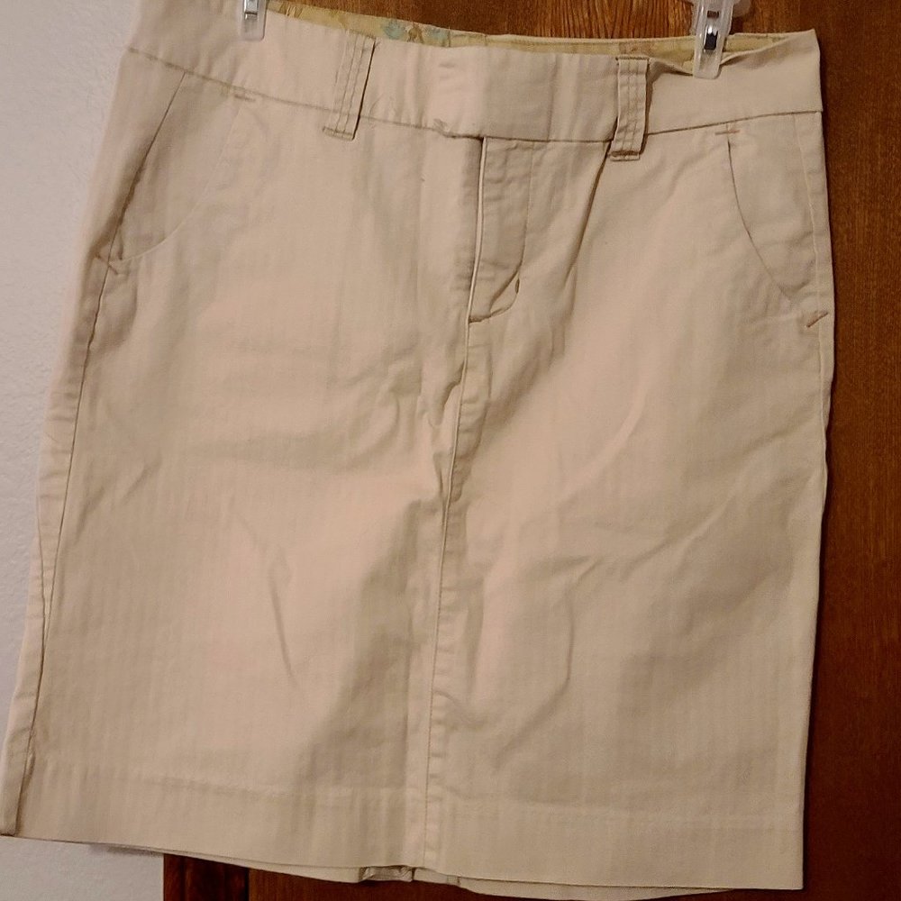 ** 2 for $20 **  Gap Khaki Skirt